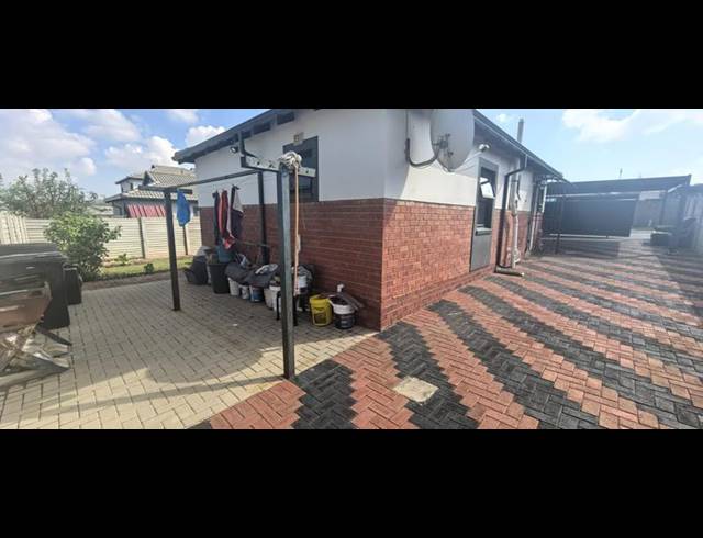 3 BEDROOM HOUSE FOR SALE IN MINDALORE